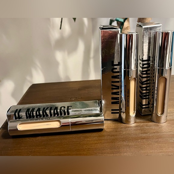 IL MAKIAGE Other - Bundle of 3 il Makiage F*ck I’m Flawless No. 8 Concealers. New in Box.